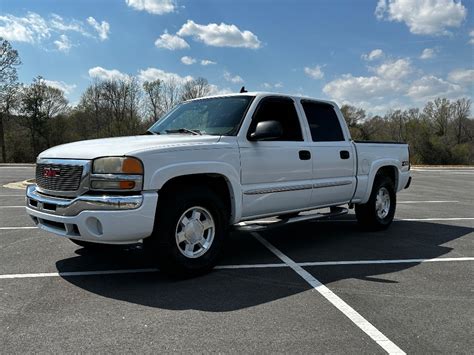 2006 gmc sierra 1500 denali specs|2006 gmc sierra 1500 blue book value.